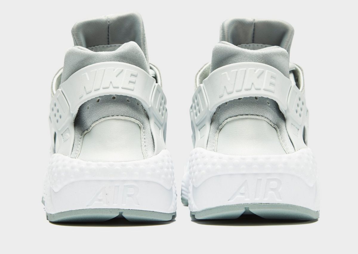 nike huarache grigio e bianca nike huarache grigio e bianca